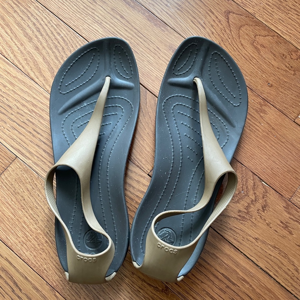 Crocs Sexi Flip Serena Sandals 10